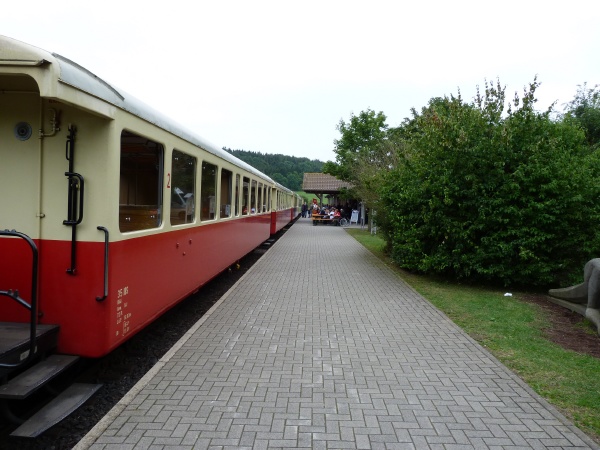 30 BahnhofEngeln.JPG